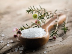 Bain de sel marin ou balnéothérapie dans votre propre baignoire