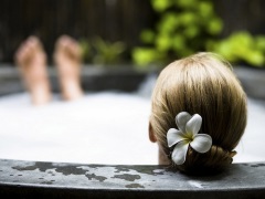 Bain ou spa relaxant à la maison 