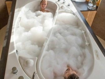 Forme du bain Yin-Yang pour deux personnes