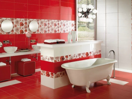 Salle de bain rouge