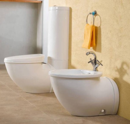 Le bidet dans la salle de bain